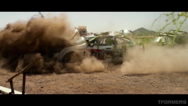 Transformers The Last Knight International Trailer 4K Screencap Gallery 024 (24 of 431)